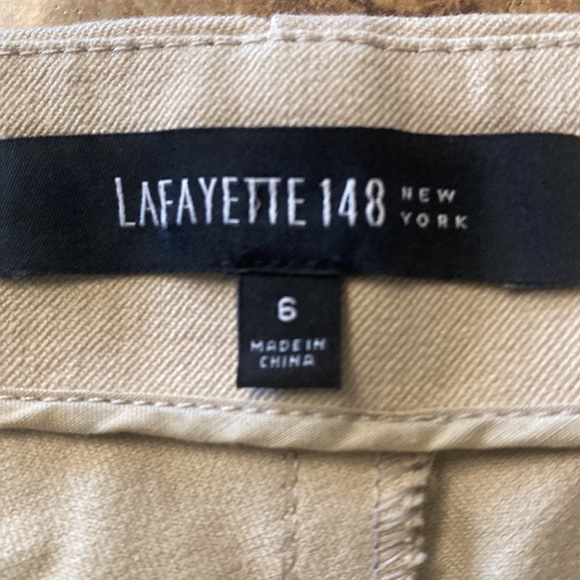 Lafayette 148 NY cropped Bleecker slim leg pants. Beige in size 6. - Picture 3 of 5
